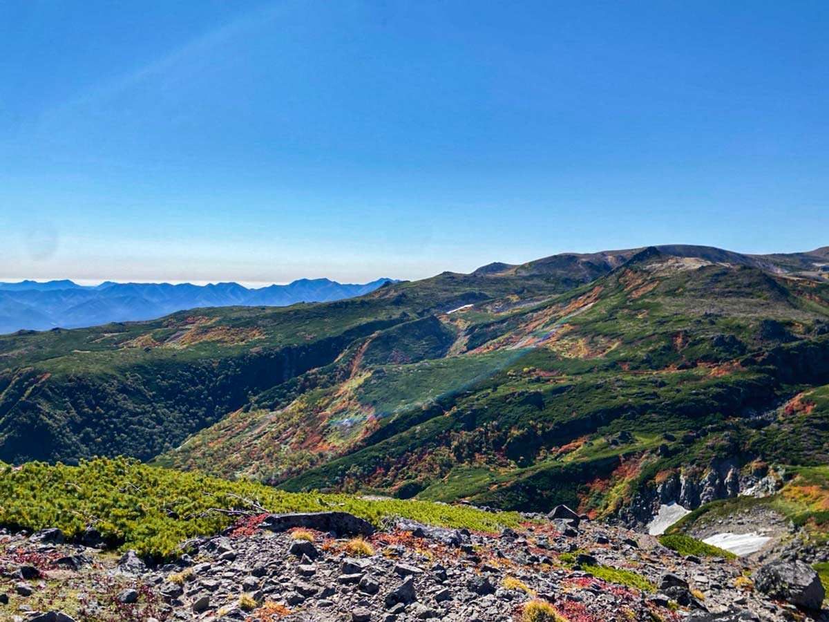 日本一早い紅葉 北海道 層雲峡 ホテル大雪周辺の紅葉9月11日